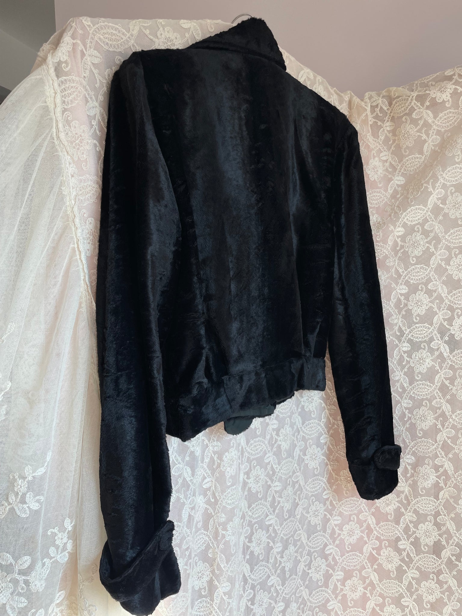 1950s Black Faux Fur Cropped Coat Jacket Buttons Belt