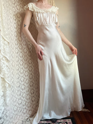 1940s Silk Chiffon Collar Bias Cut White Dress Bridal