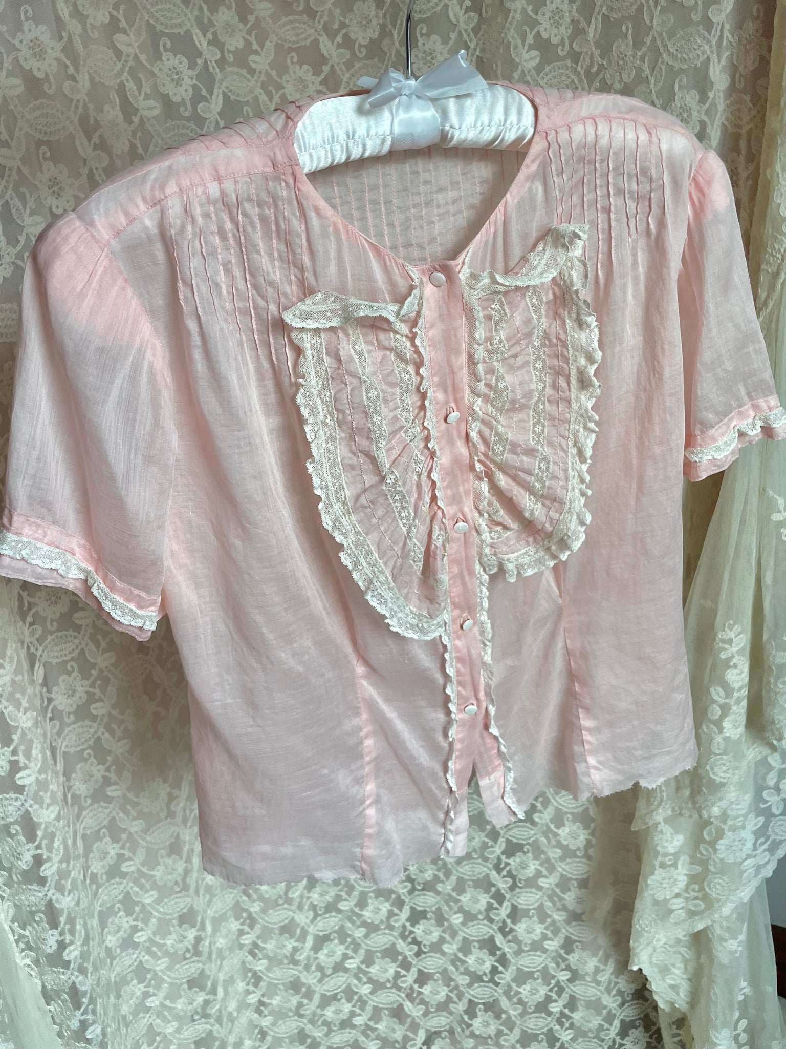 1940s Light Pink White Lace Ruffle Cotton Blouse