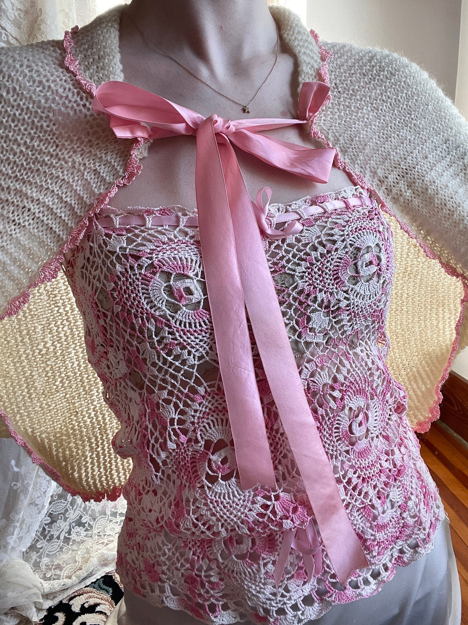 1940s Crochet Bolero Cardgian Cream Pink Ribbon Bow