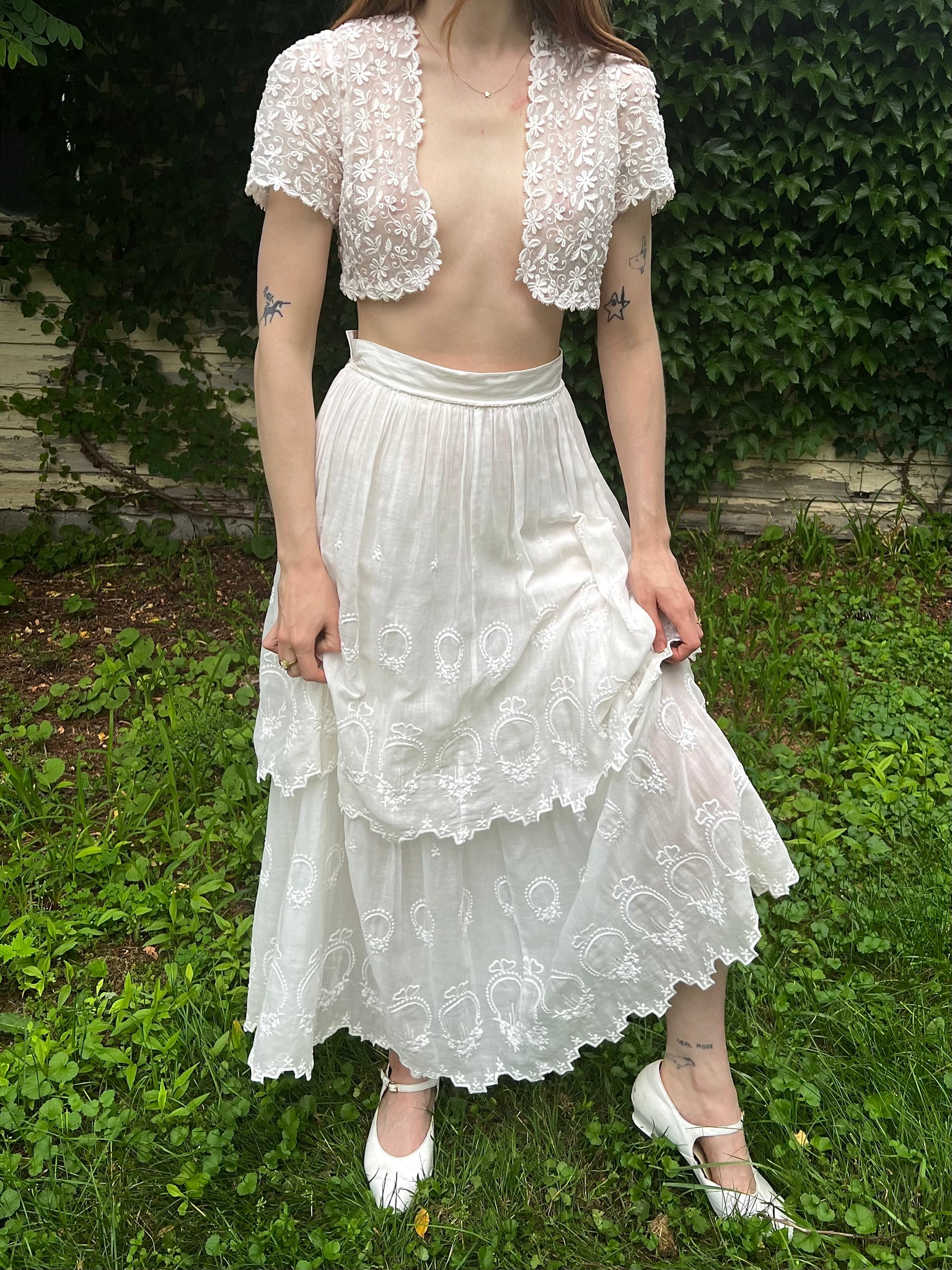 1930s White Floral Organza 3D Appliqué Bolero