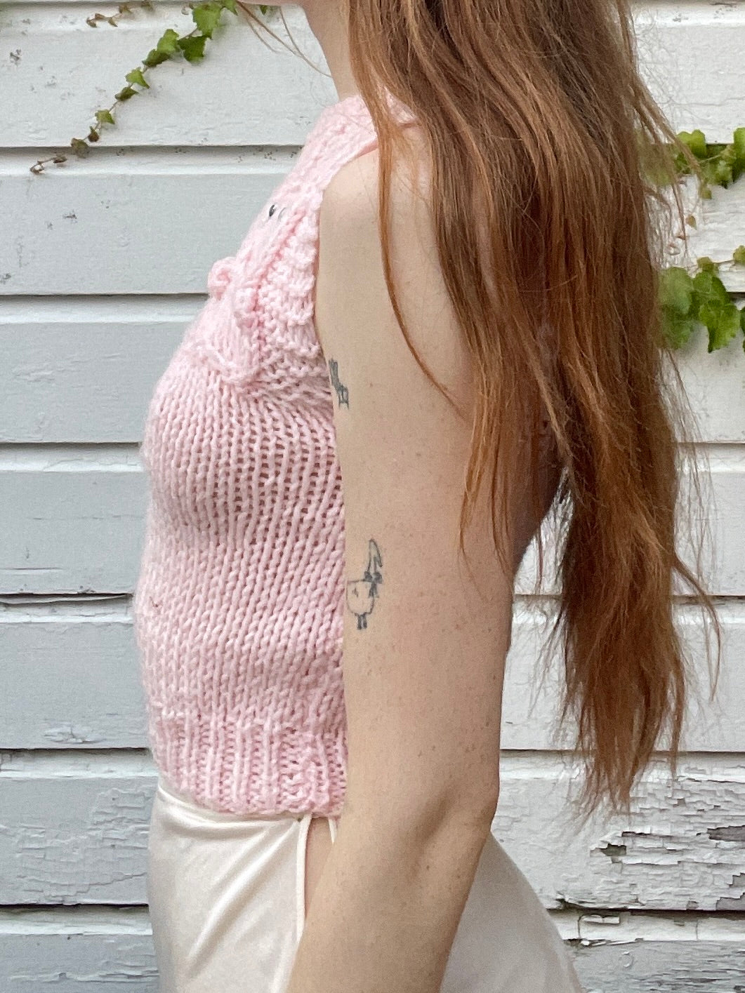 1980s Bunny Rabbit  Pink Novelty Knit Vest Tank Top