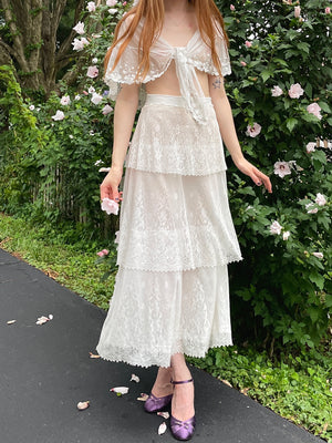 1930s White Mesh Embroidered Floral Cape