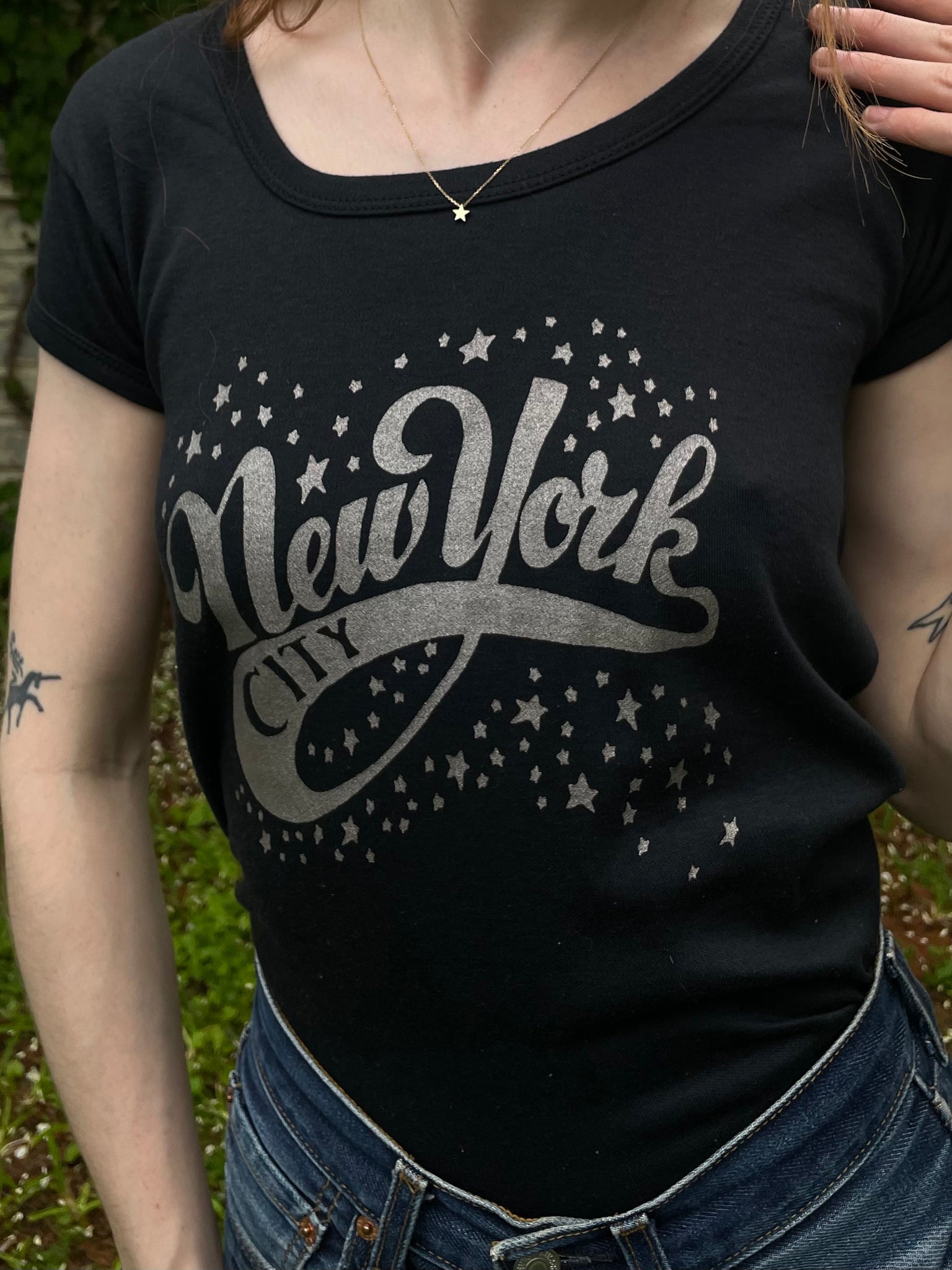 1980s Faded Black New York City Tee T Shirt Glitter Stars Print