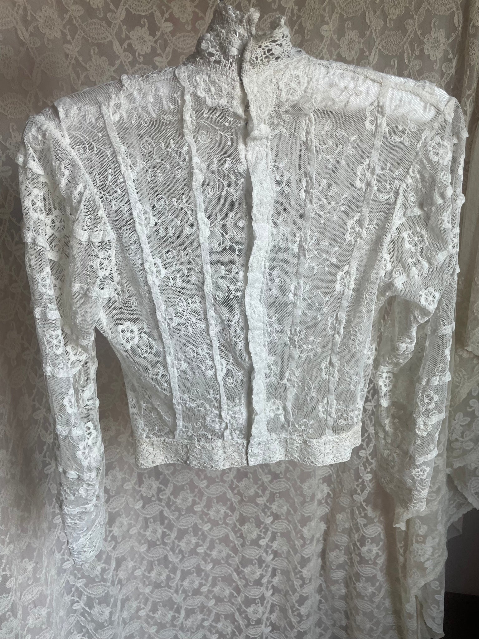 1900s Tambour Embroidered Mesh Bodice Blouse White Floral