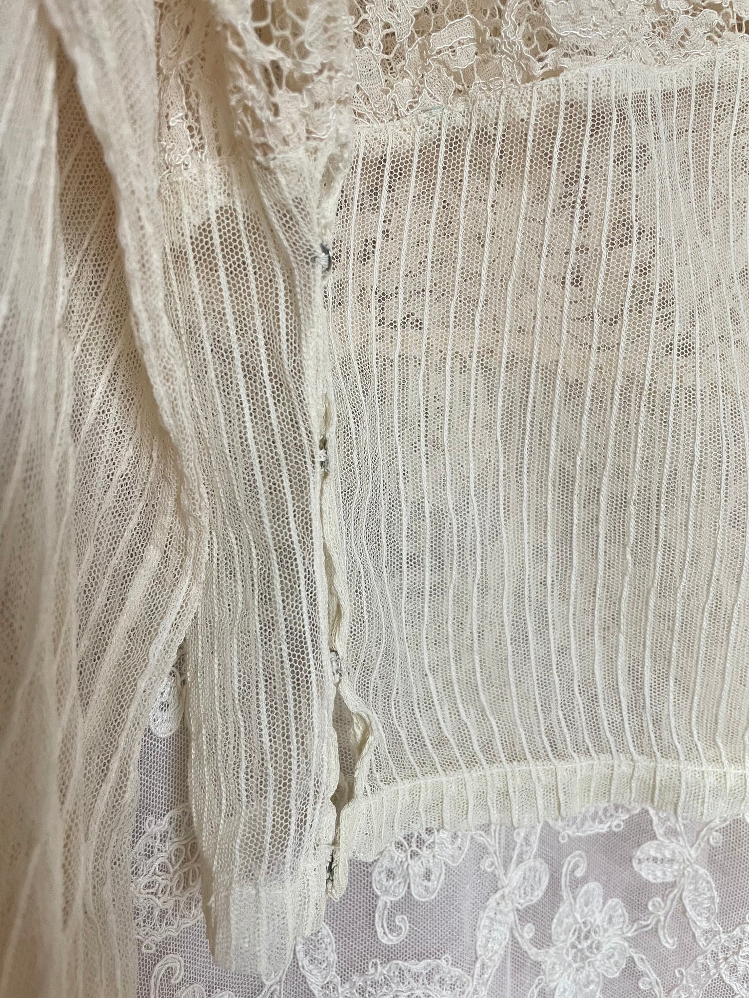 1930s Mesh Net Pintuck Lace Collared Blouse