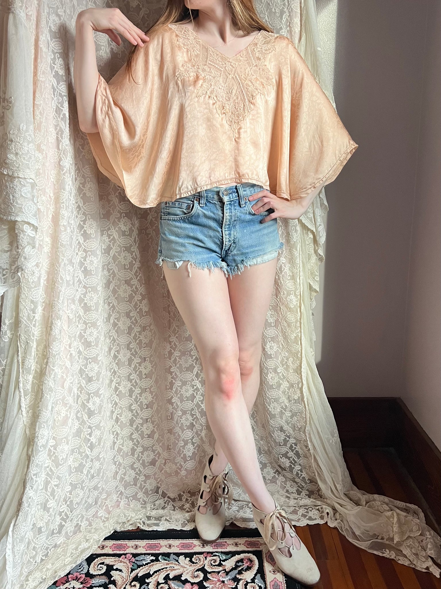 1930s Floral Brocade Peach Silk Lace Cape