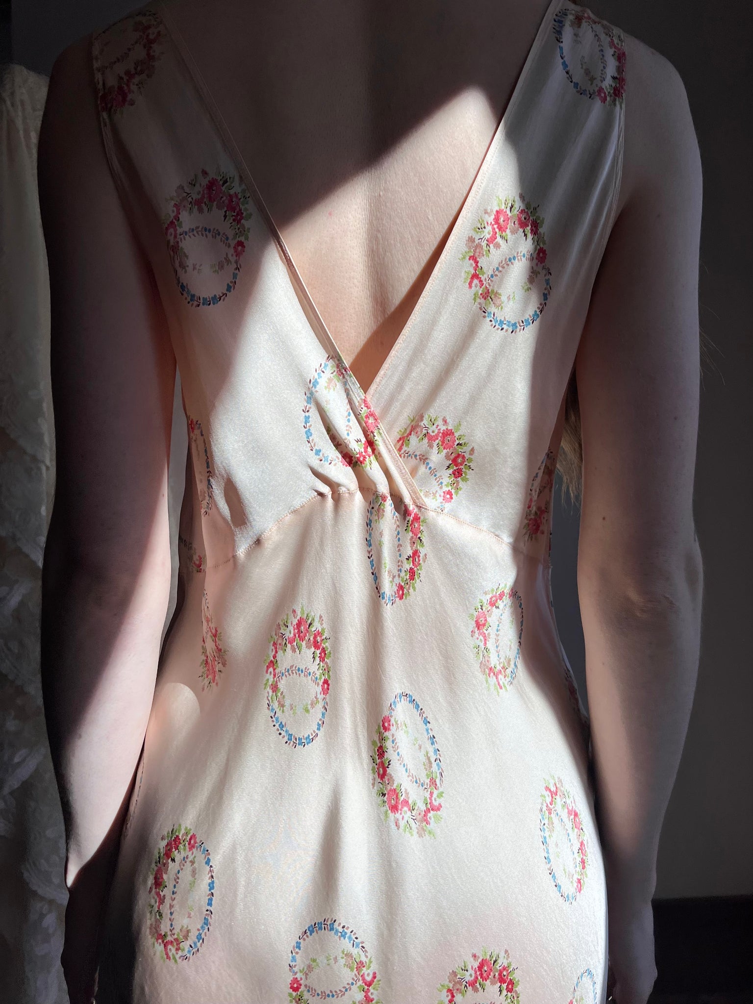 1930s Silk Floral Laurel Ring Bias Cut Slip Dress Cream