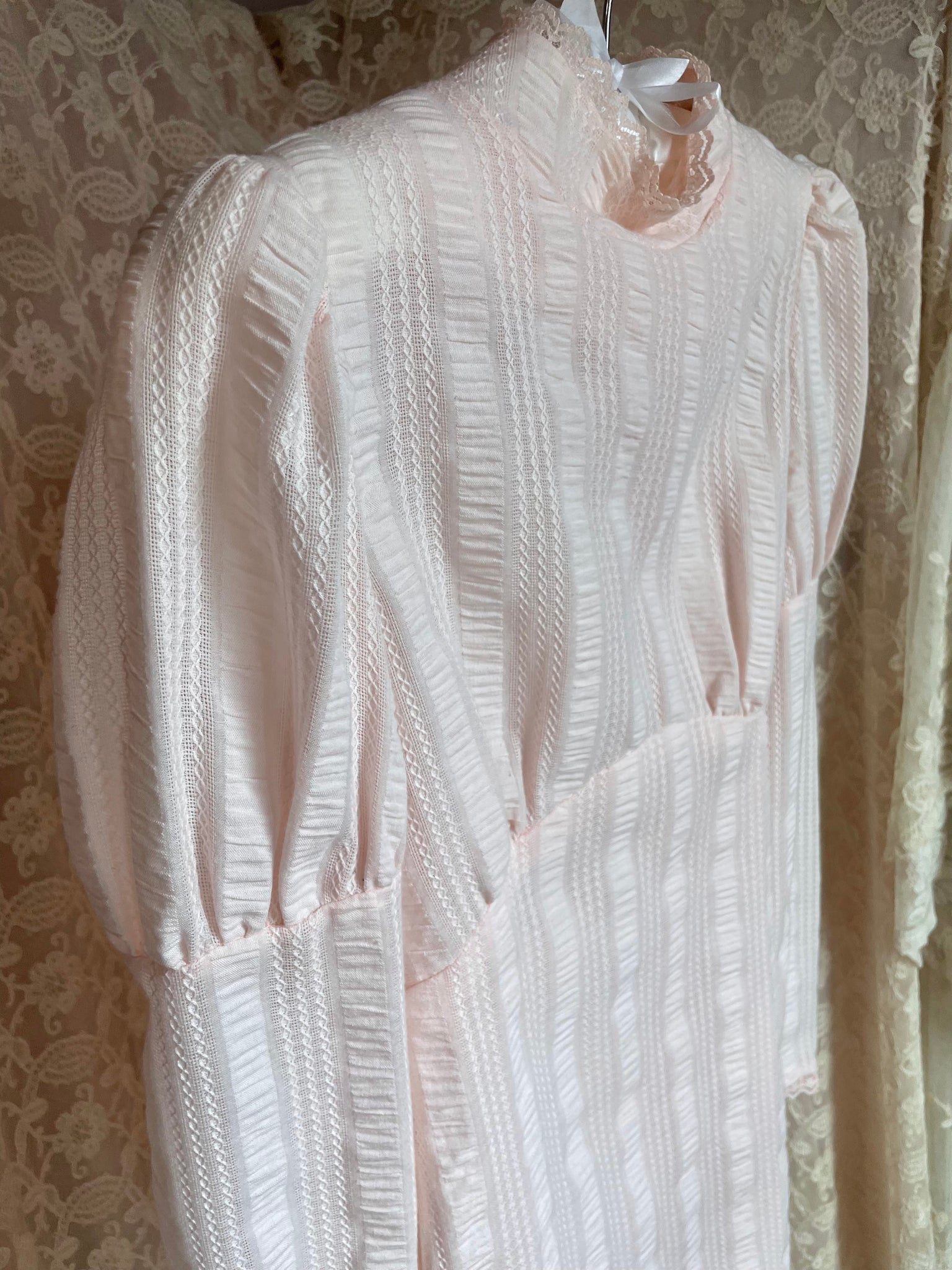 1970s Light Pink Puff Juliet Sleeve Mini Dress