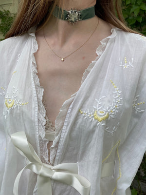 1900s White Cotton Embroidered Yellow Ribbon Tie Top