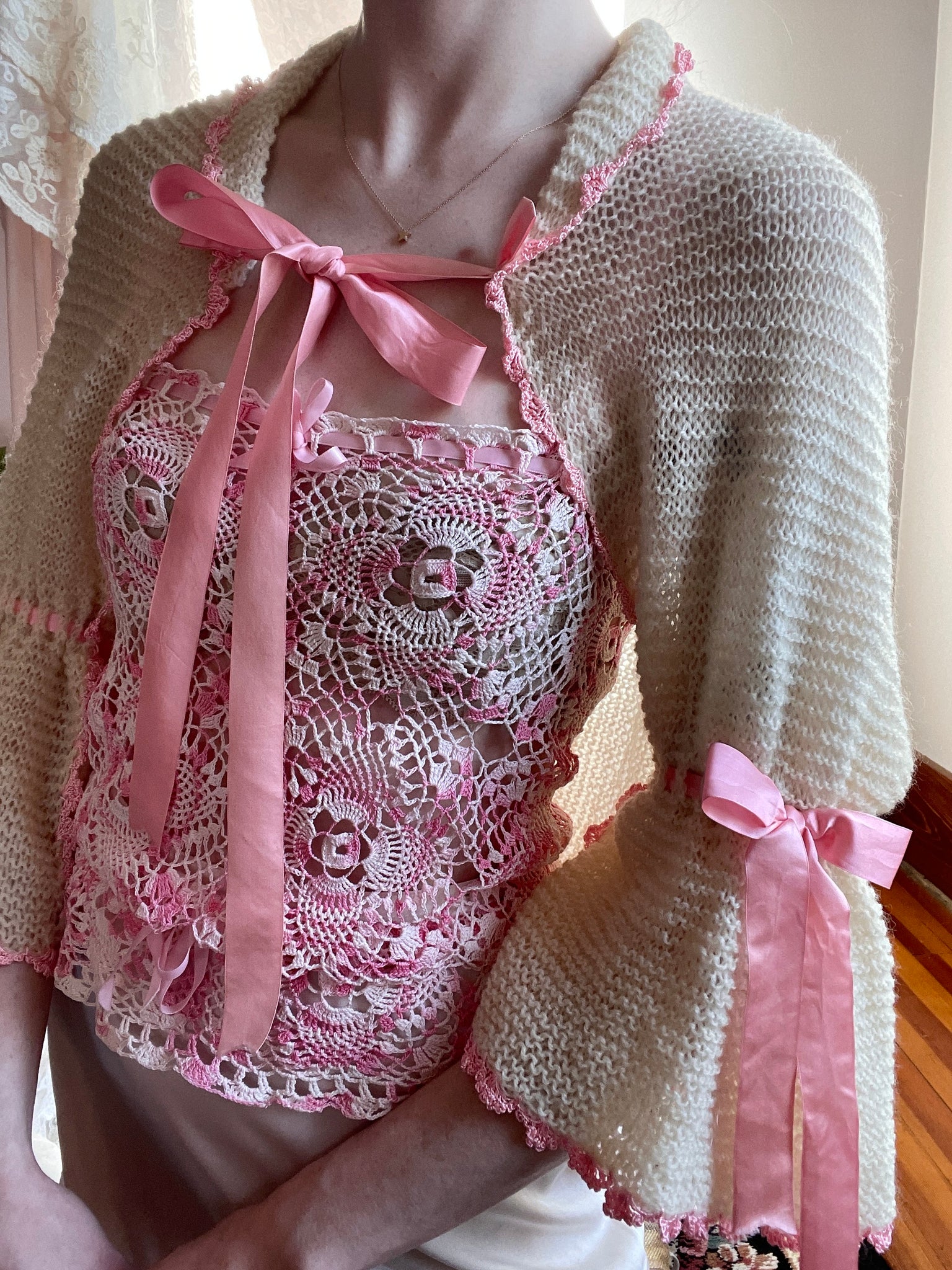 1940s Crochet Bolero Cardgian Cream Pink Ribbon Bow