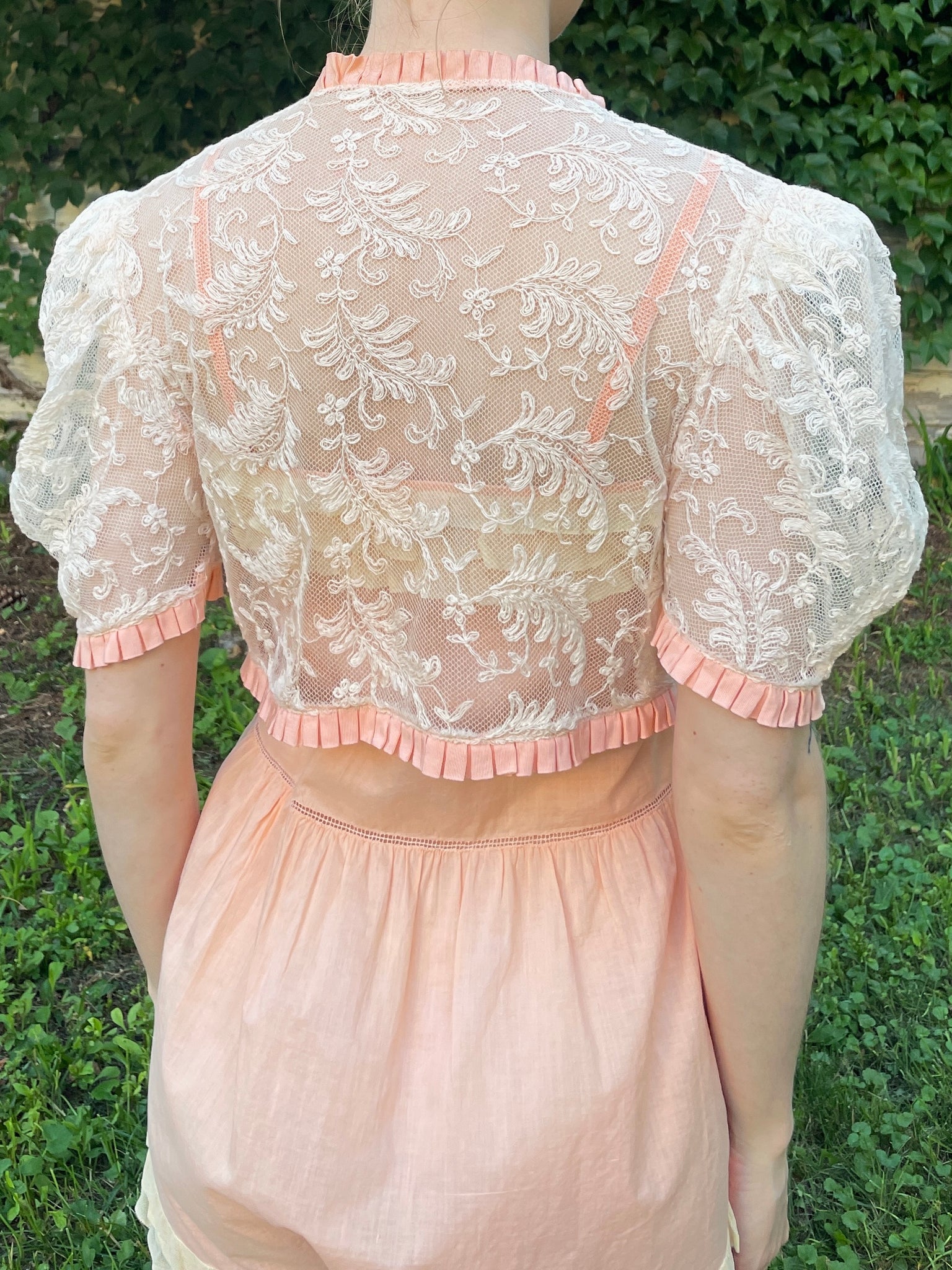 1930s Tambour Lace Bolero Leaf Embroidery Cream Peach Trim