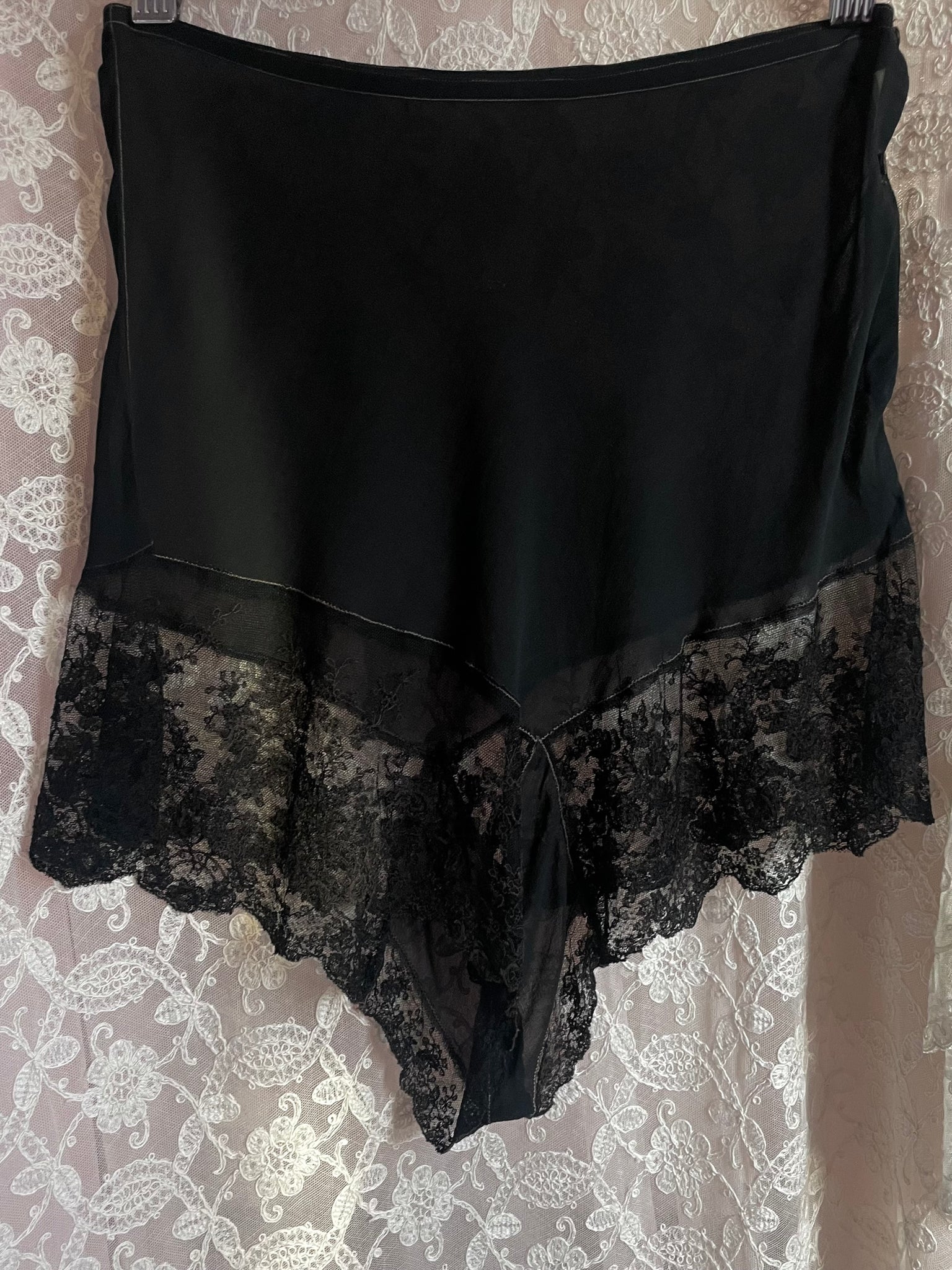 1930s Silk Chiffon Lace Tap Shorts Black