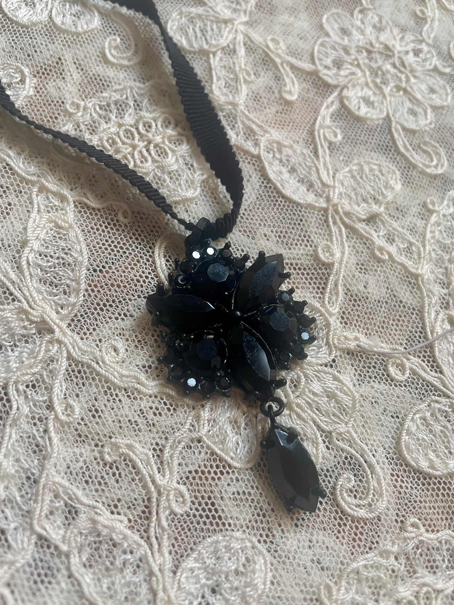 1990s Choker Black Floral Faux Crystal Pendant Ribbon Tie