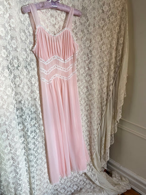 1940s Pink Nylon Sheer Lace Ruched Stomach Slip Dress
