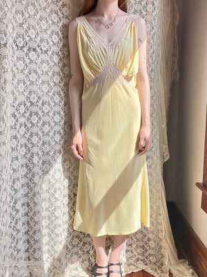 1940s Lace Yellow Bias Cut Rayon Slip Dress