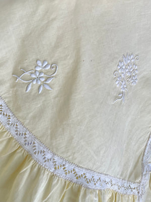 1930s Floral Embroidery Pale Yellow Cotton Cape Lace Trim