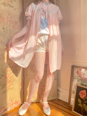 1950s Soft Blush Pink Rayon Short Puff Sleeve Bed Jacket Robe