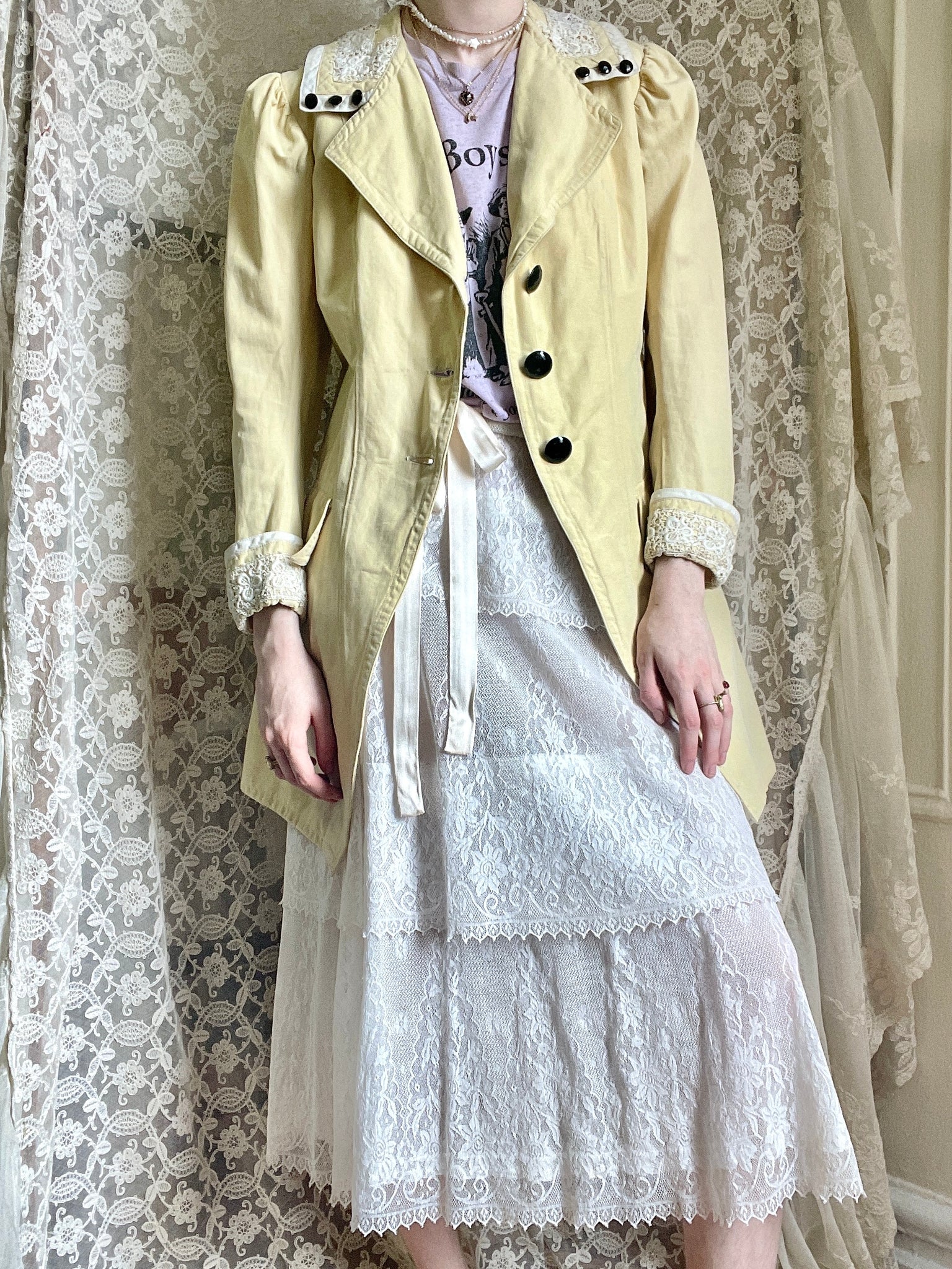 1910s Pale Yellow Coat Crochet Black Buttons Cotton