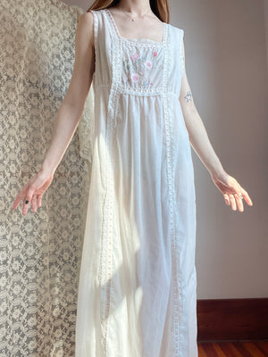 1970s White Floral Embroidered Pink Ribbon Dress Iris For Saks