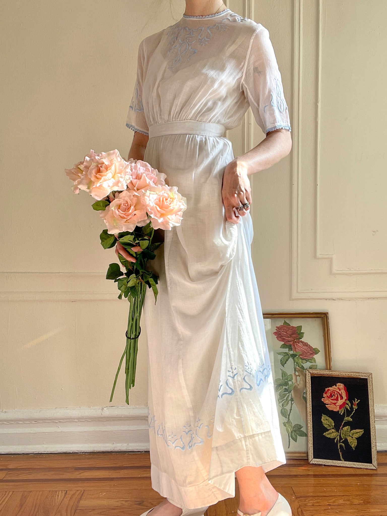 1910s Blue Embroidered Short Sleeve White Cotton Wedding Bridal Dress 1910s Blue Embroidered Short Sleeve White Cotton Wedding Bridal Dress