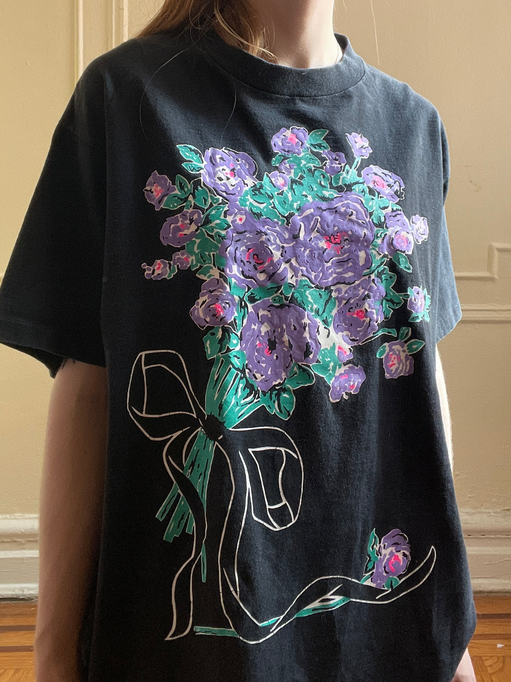 1980s Black Purple Floral Bouquet Bow Flower Tee Shirt