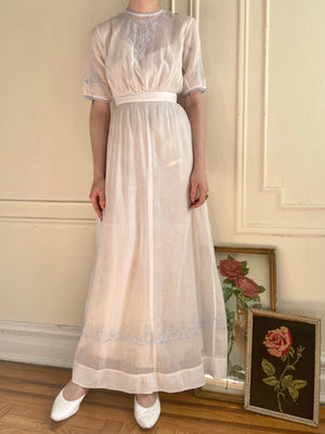 1910s Blue Embroidered Short Sleeve White Cotton Wedding Bridal Dress