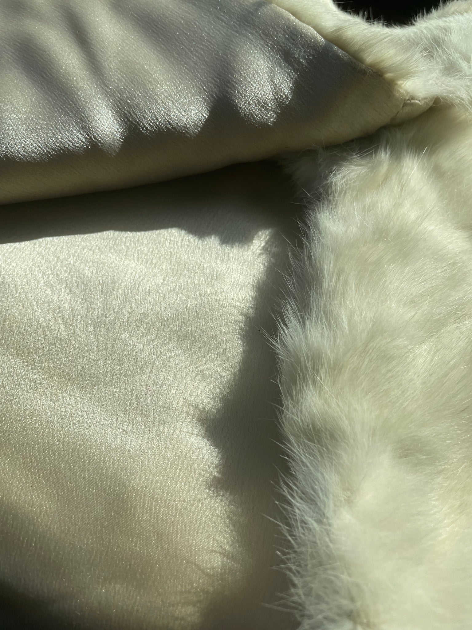 1950s White Rabbit Fur Holiday Cape – Breath Of the Earth