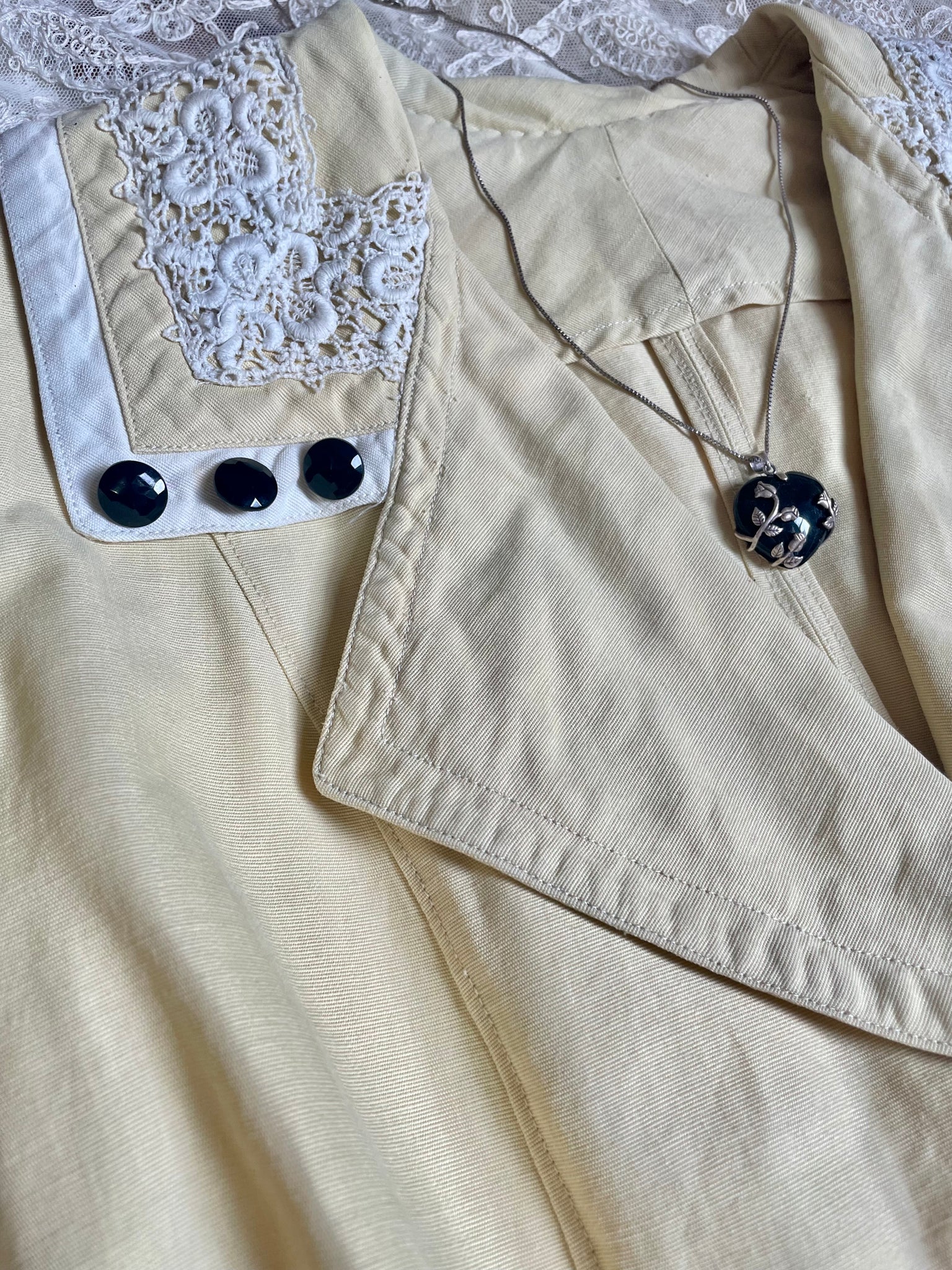 1910s Pale Yellow Coat Crochet Black Buttons Cotton