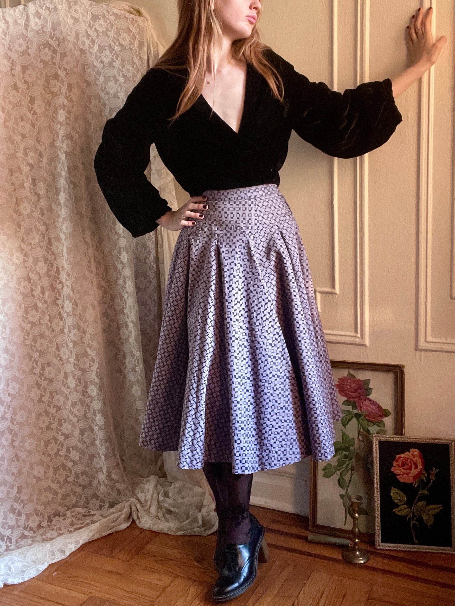 1950s Flocked Light Purple Lilac Black Circle Skirt Geometric Pattern