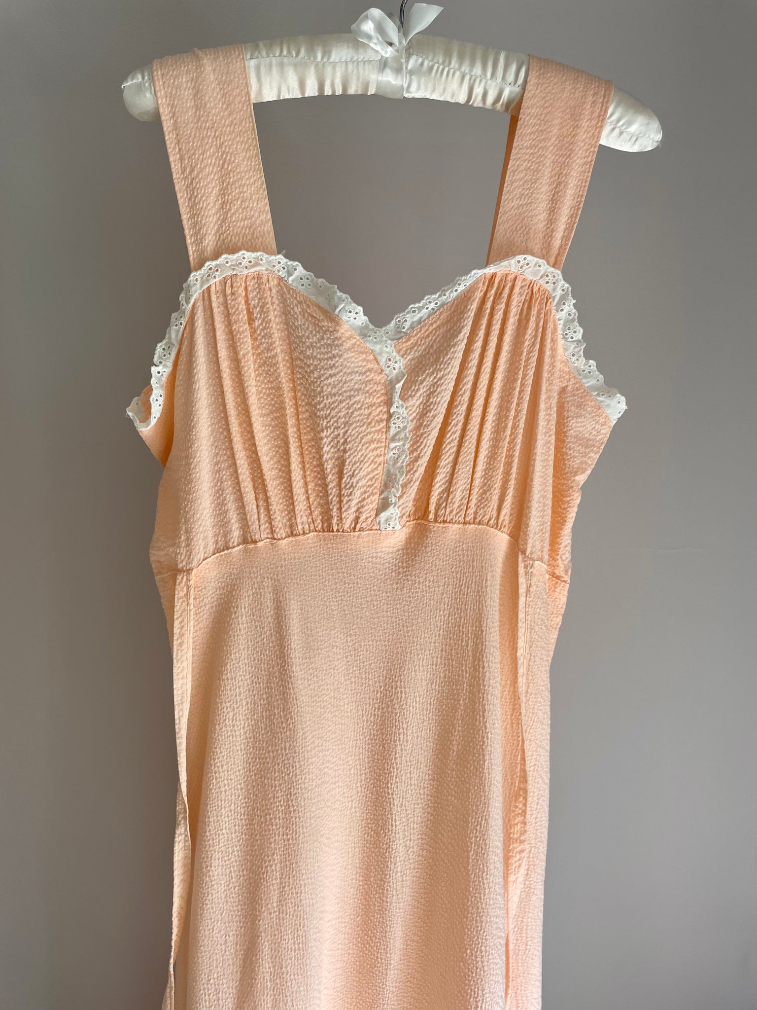 1940s Peach Seersucker Bias Cut Slip Dress Crochet Trim Tie Back