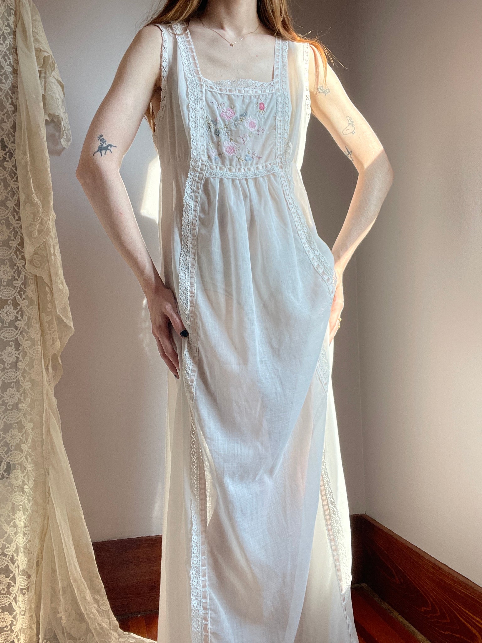 1970s White Floral Embroidered Pink Ribbon Dress Iris For Saks