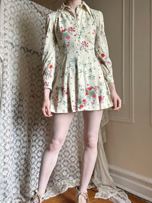 1970s Cream Floral Novelty Bug Dragonfly Print Mini Dress